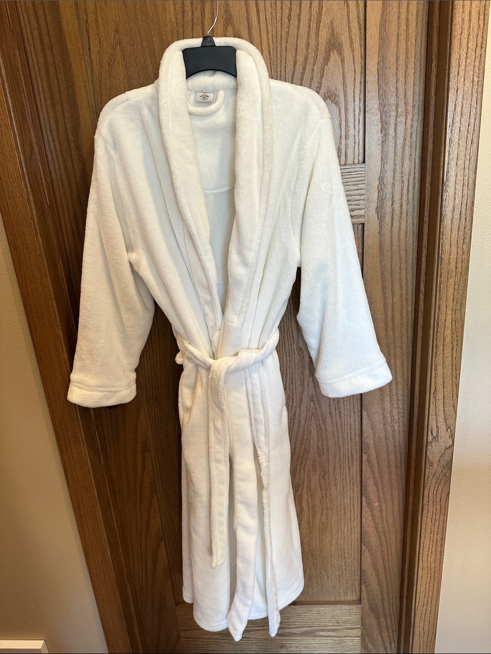 Plush White Full Length Bathrobe. One size fits most.